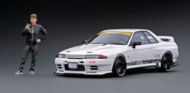 Ignition Model 1/18 TOP SECRET GT-R VR32 WHITE W/ MR. SMOKEY