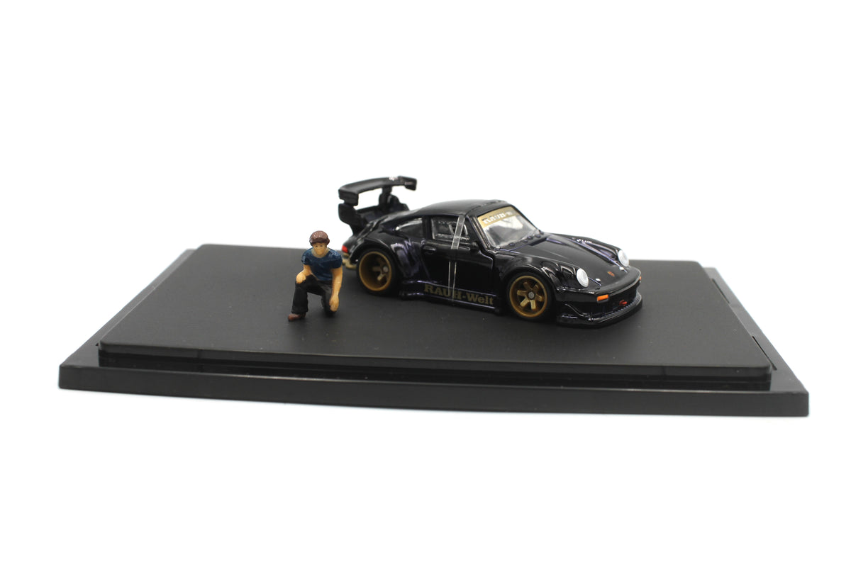 Hot Wheels RLC Exclusive RWB Porsche 930 with Akira Nakai Hot Wheels RLC Exclusive RWB Porsche 930 with Akira Nakai