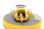 PGM Model 1/64 Porsche 964 with Figure Fully Open